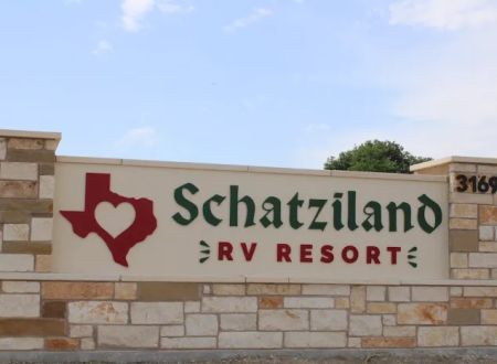 Schatziland RV Resort