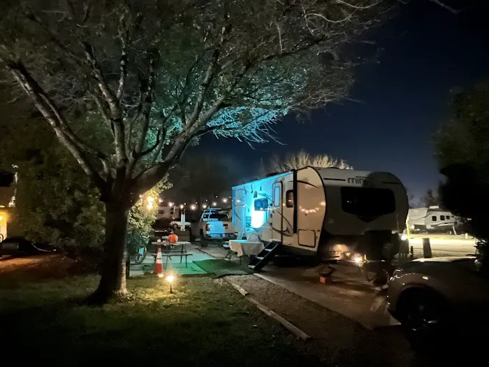 Canyon Trail RV Park Picture 8