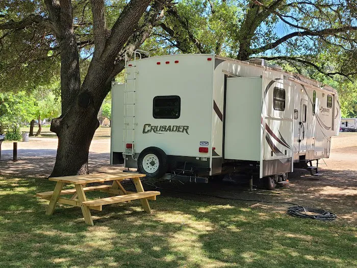 Soggy Dollar Camp Picture 4