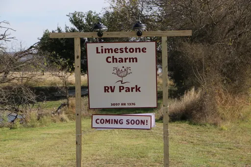 Limestone Charm RV Park Picture 6
