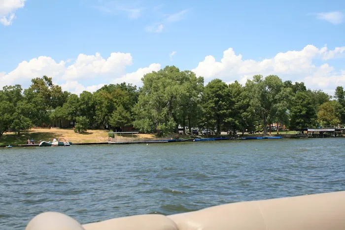 Windmills Lakebum RV Park Picture 9