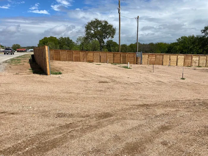 Kingsland Rv Park Picture 1