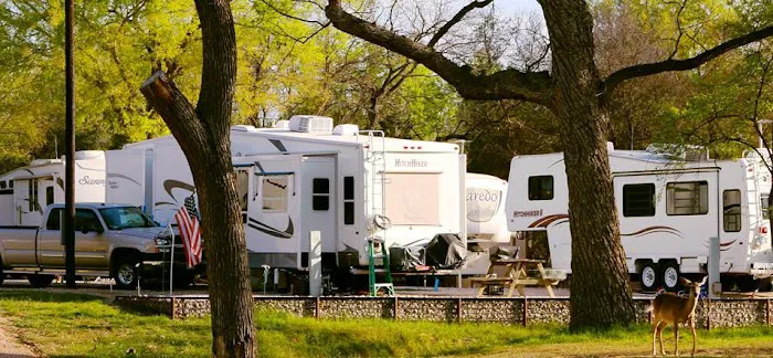 Shady Oaks Riverside Rv Retreat Picture 1
