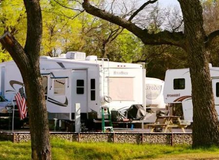 Shady Oaks Riverside Rv Retreat