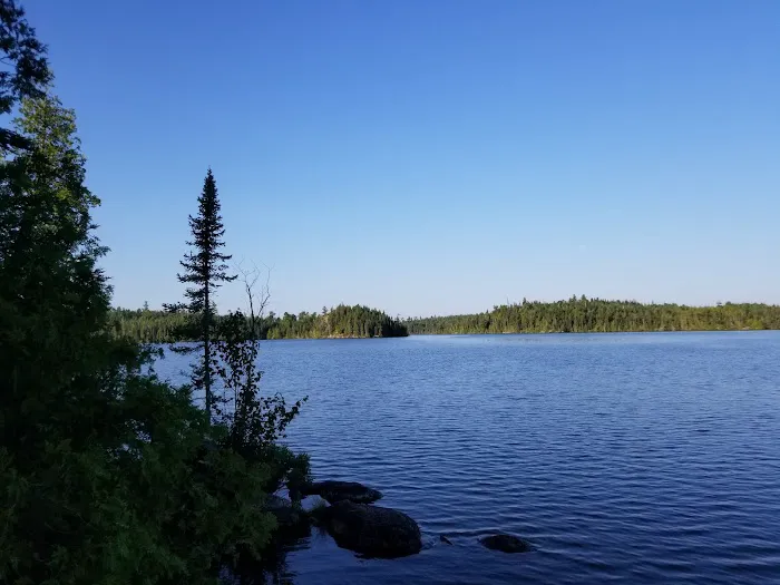 Bear Back Island Picture 2