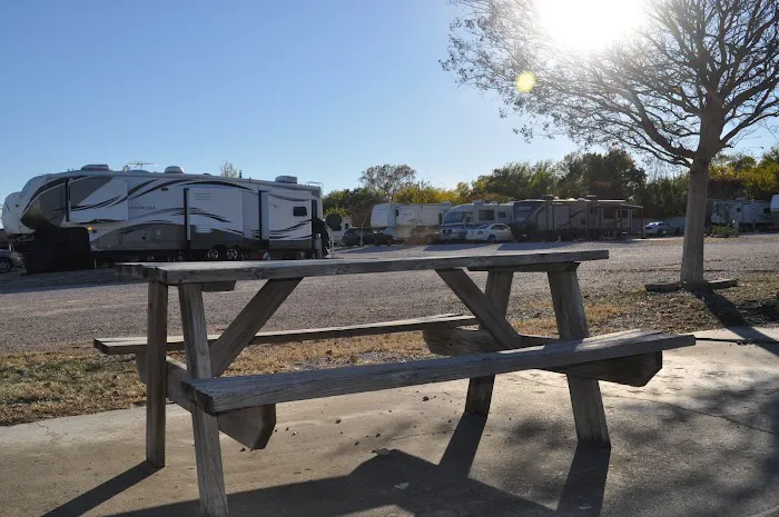 High Chaparral RV Park Picture 1