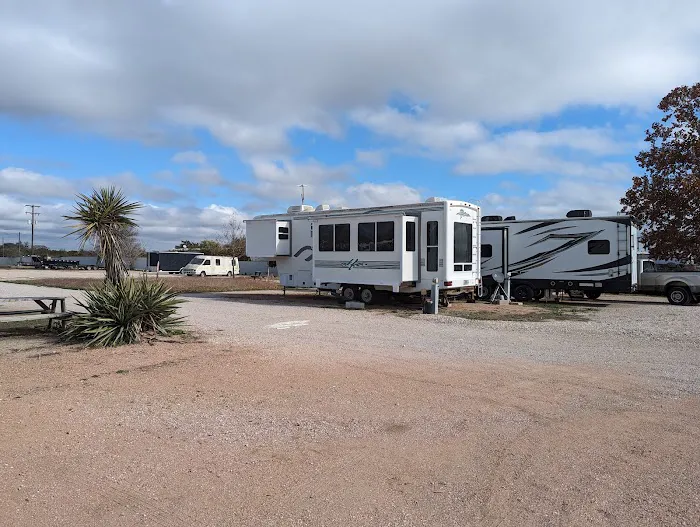 High Chaparral RV Park Picture 8