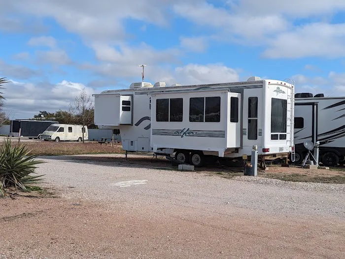 High Chaparral RV Park Picture 10