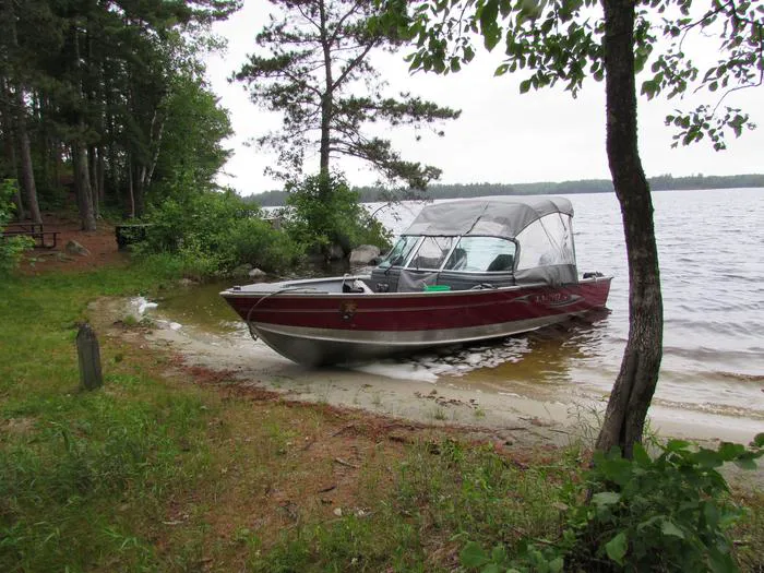 Houseboat Island West S9 Tent Campsite Picture 2