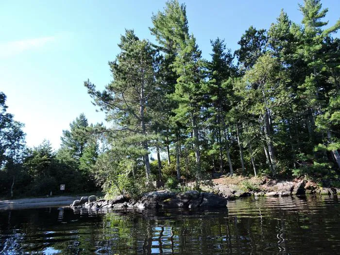 Houseboat Island West S9 Tent Campsite Picture 7