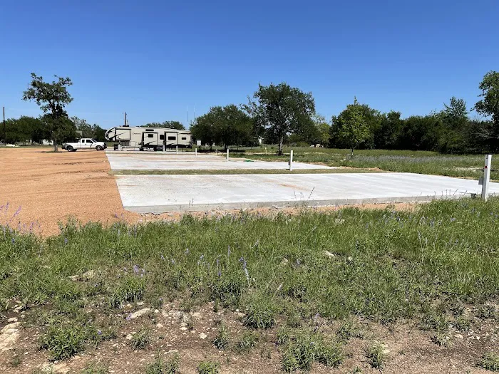LBJ Property Rental R.V. Park Picture 2