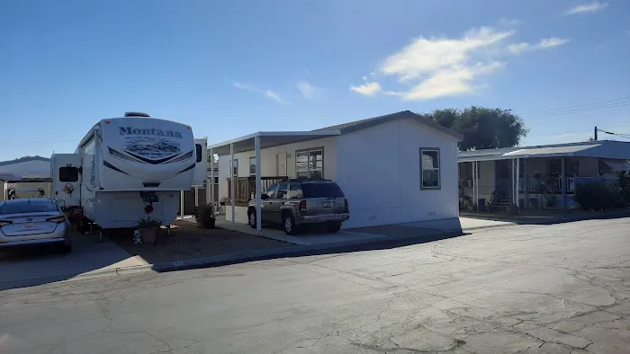 Big Oak Mobile Home Park Picture 9