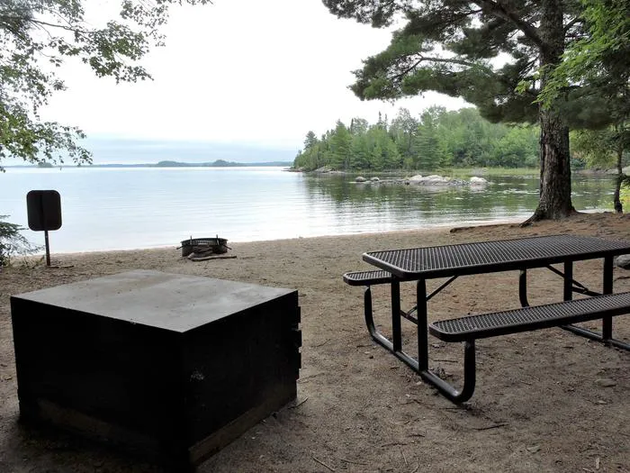 Pike Bay N31 Campsite Picture 2