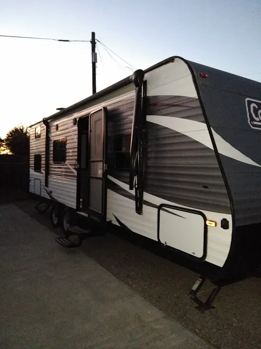 Morehead Park RV & Boat Storage Picture 4