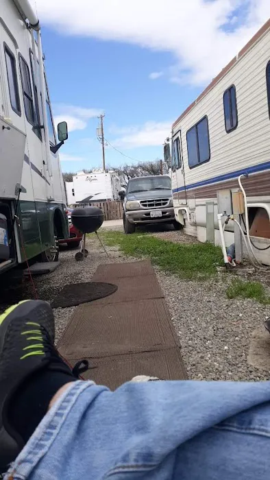 Orchard RV Park Picture 8