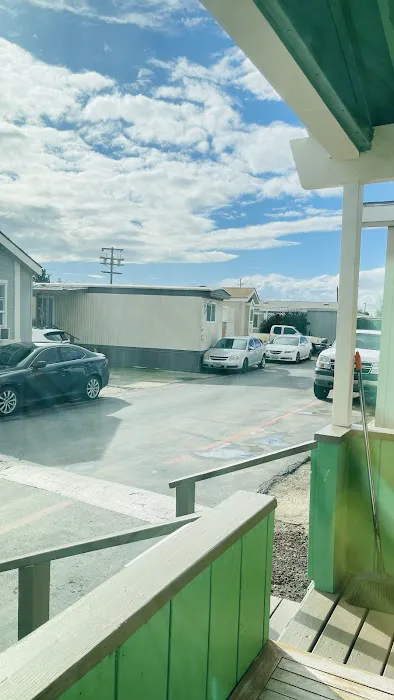 Manteca Mobile Home Park Picture 6