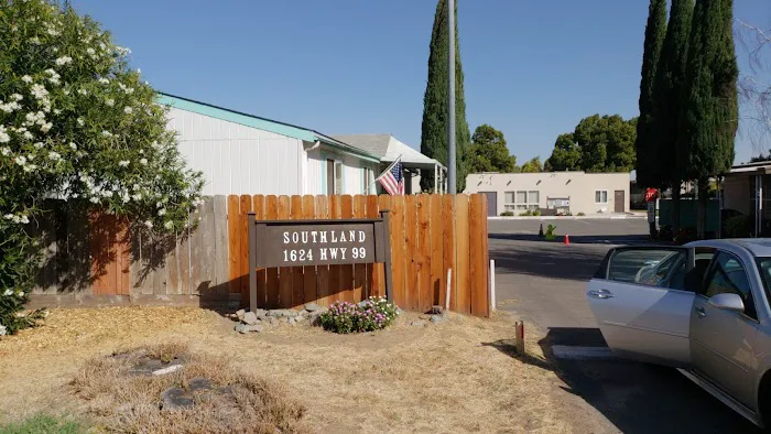 Southland Mobile Home Picture 2