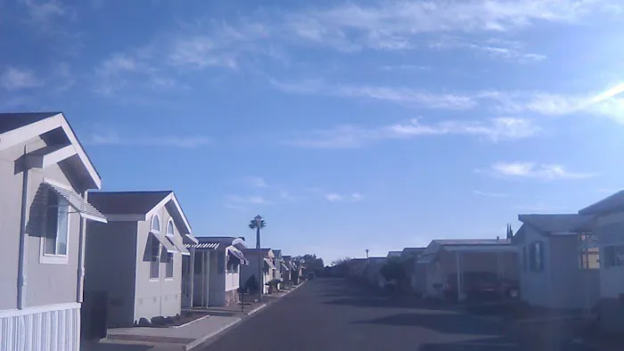 El Rancho Mobile Home Park Picture 9