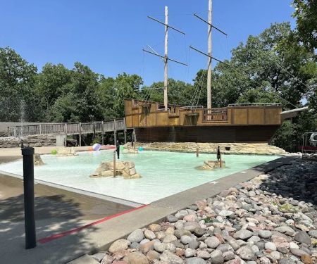 Cub World Pirate Ship Water Park
