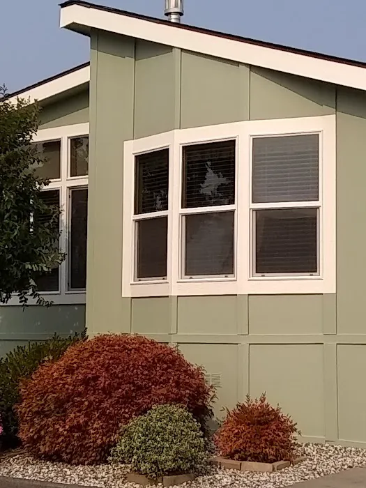 Country Mobile Home Park Picture 4