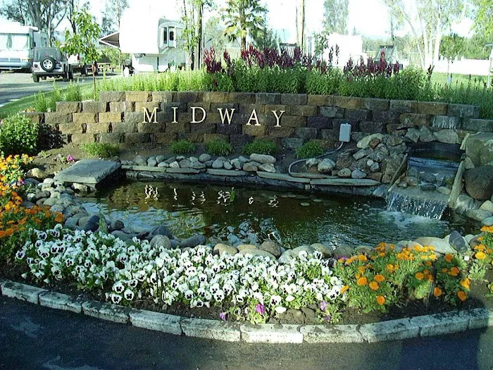 Midway RV Park Picture 2