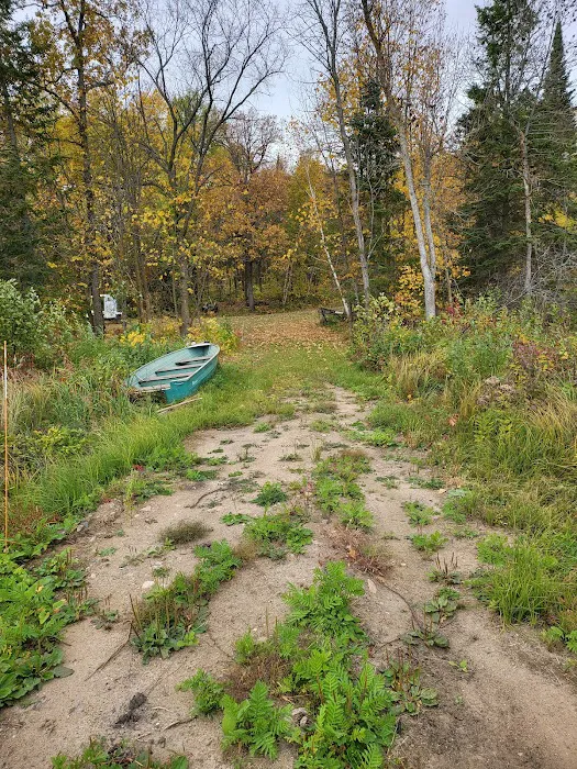 Big Elbow Lake Lodge and Campground LLP Picture 7