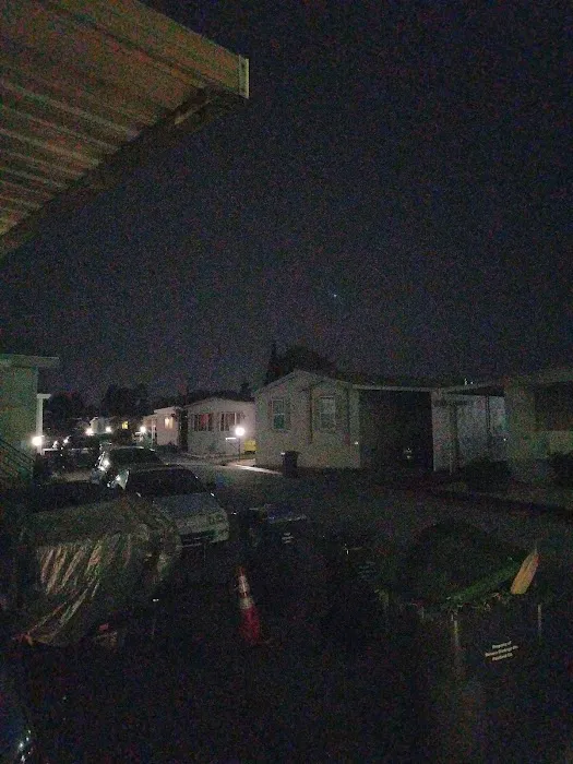 Dover Mobile Home Park Picture 9