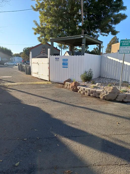 Fairfield MH & RV Park Picture 5