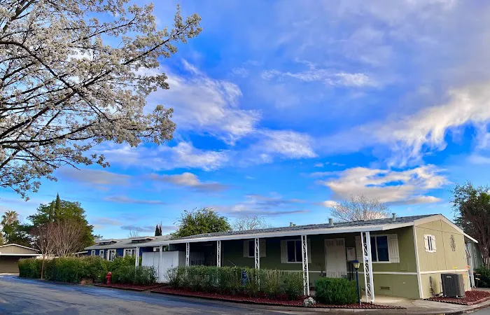 Rancho Yolo Mobile Home Park Picture 5