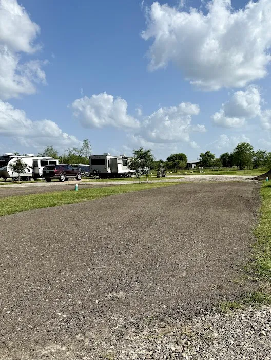 Lazy J RV Ranch Picture 8