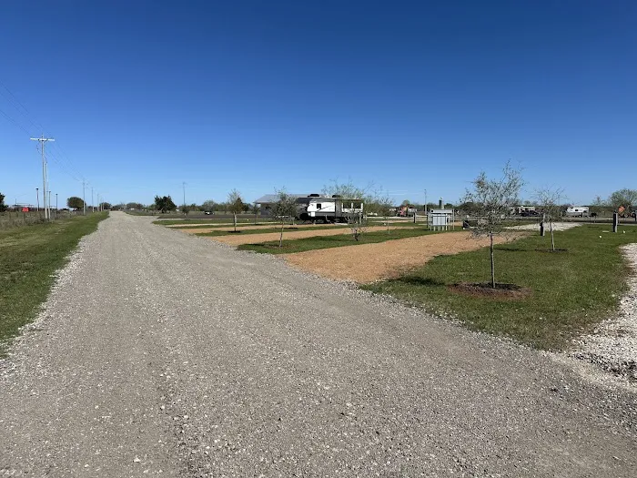 Lazy J RV Ranch Picture 10