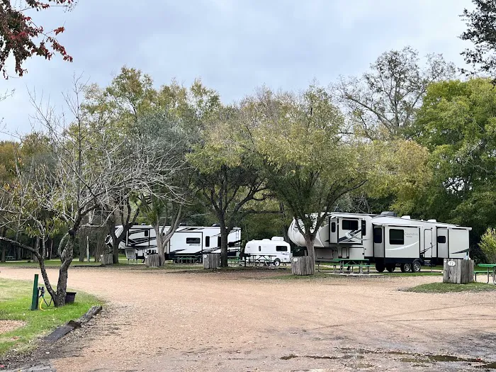 Colorado Landing RV Park Picture 9
