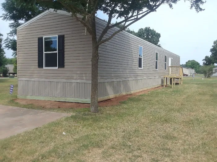 Country Way Village Mobile Home Park Picture 6