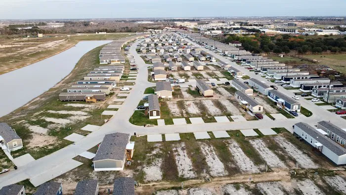 Katy Meadows Manufactured Home Community Picture 2