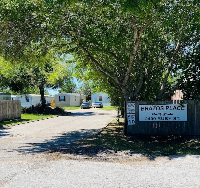 Brazos Place Picture 5