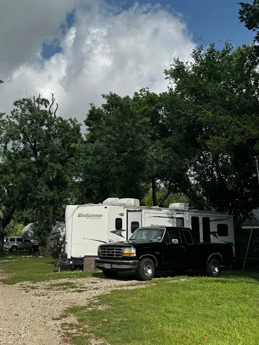 Old Town Spring RV Park Picture 1