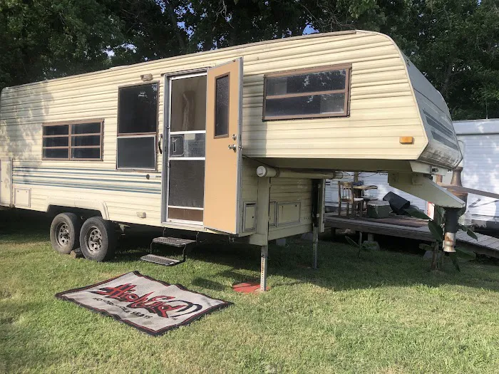 Old Town Spring RV Park Picture 8
