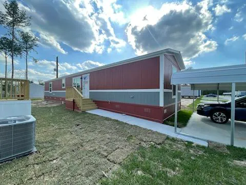 Cedar Creek Forest Mobile Home Picture 1