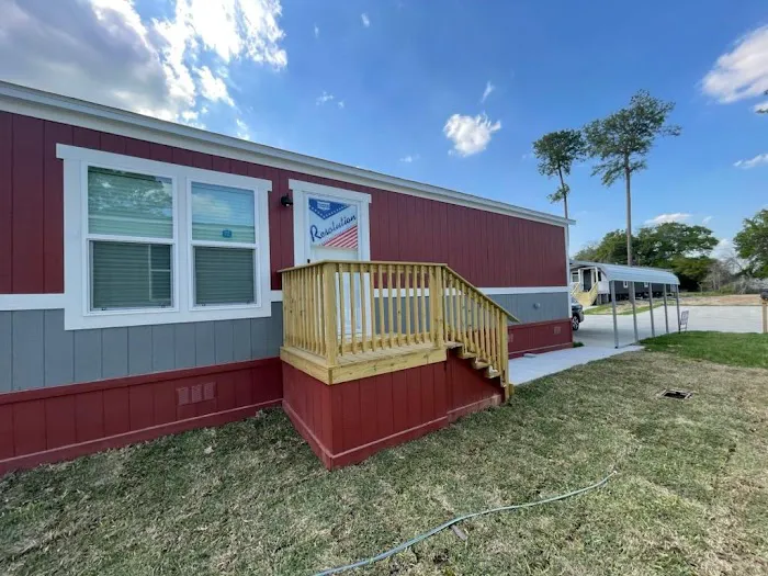 Cedar Creek Forest Mobile Home Picture 5