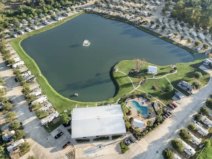 Northlake RV Resort by QRV Picture 9