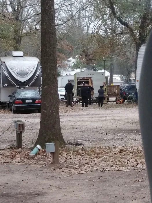 Wild Country RV Park Picture 8