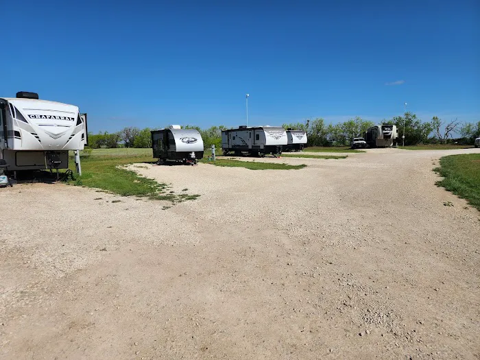 Dakota Lone Star RV Park Picture 3