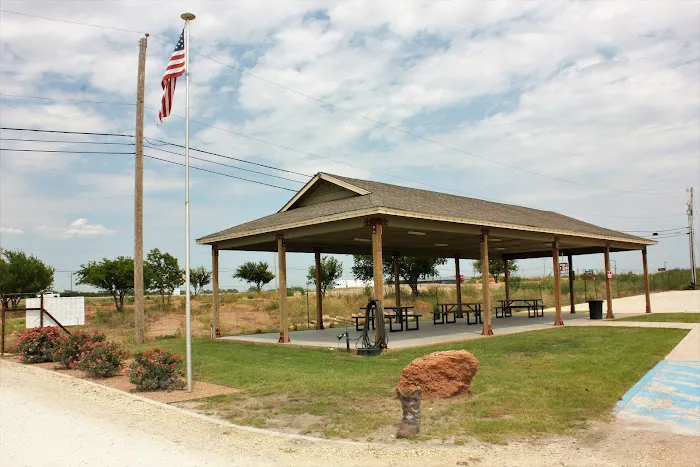 Whistle Stop RV Resort Picture 2