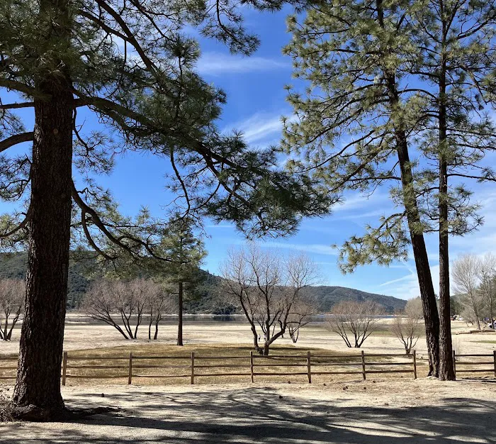 Lake Hemet Campground Picture 10