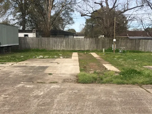 Meadowlark RV & Mobile Home Park Picture 9