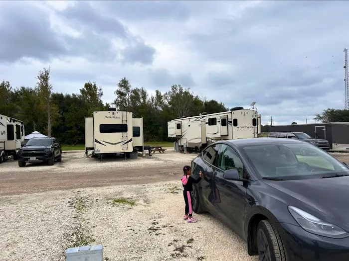 Sunrise Winnie RV Park & Storage Picture 10