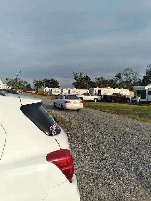 K & M MOBILE HOME & RV PARK Picture 1