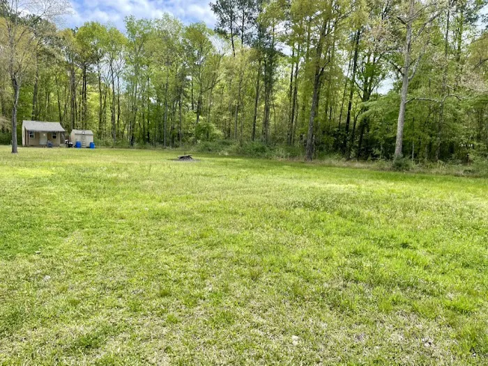 Splendora RV Park Picture 3