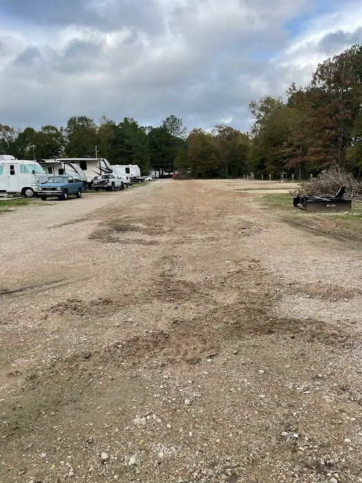 Splendora RV Park Picture 6