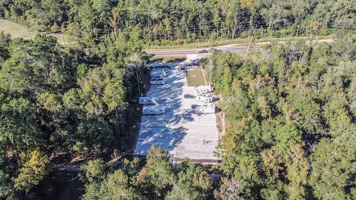 Plum Grove RV Park Picture 8